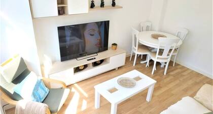 Charming 3-bedroom Apartment in Ferrol, Spain