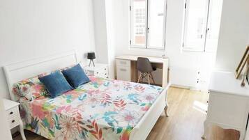 Apartment, 3 Bedrooms, Smoking | 3 bedrooms
