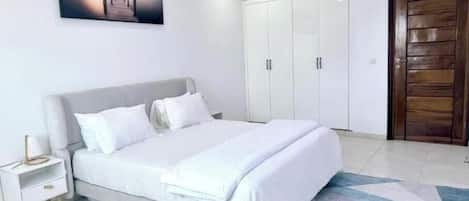 2 bedrooms, desk, iron/ironing board, free WiFi