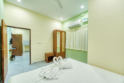 Perfect 1-bedroom apartment with AC in beautiful Puducherry