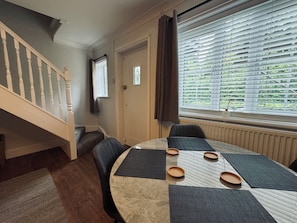 Comfort Cottage | Dining - Angel Cottages (Hitchin)