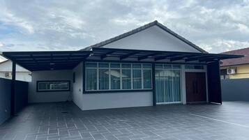 Standard House, Non Smoking | Exterior