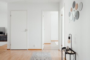 Interior - Spacious 2BR Family Apt with Sauna | Near Metro (Helsinki)
