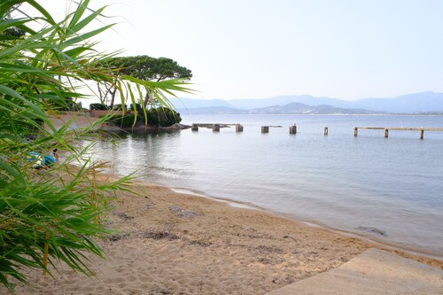 Les Suites de Porticcio • Domaine privé • Plages à pied • 2 suites
