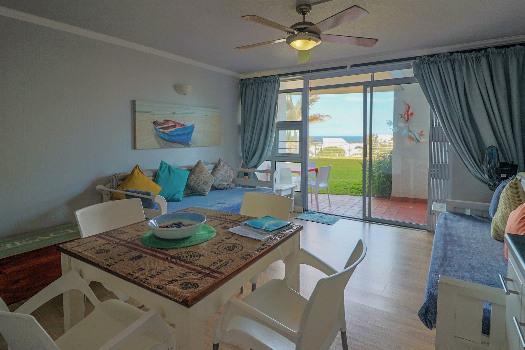Comfort-Apartment, Terrasse, eingeschränkter Meerblick | Innenbereich