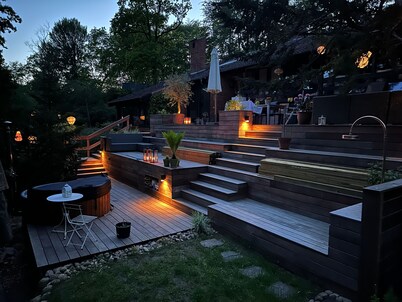 Architect House With hot tub and Deck in a Secluded Spot