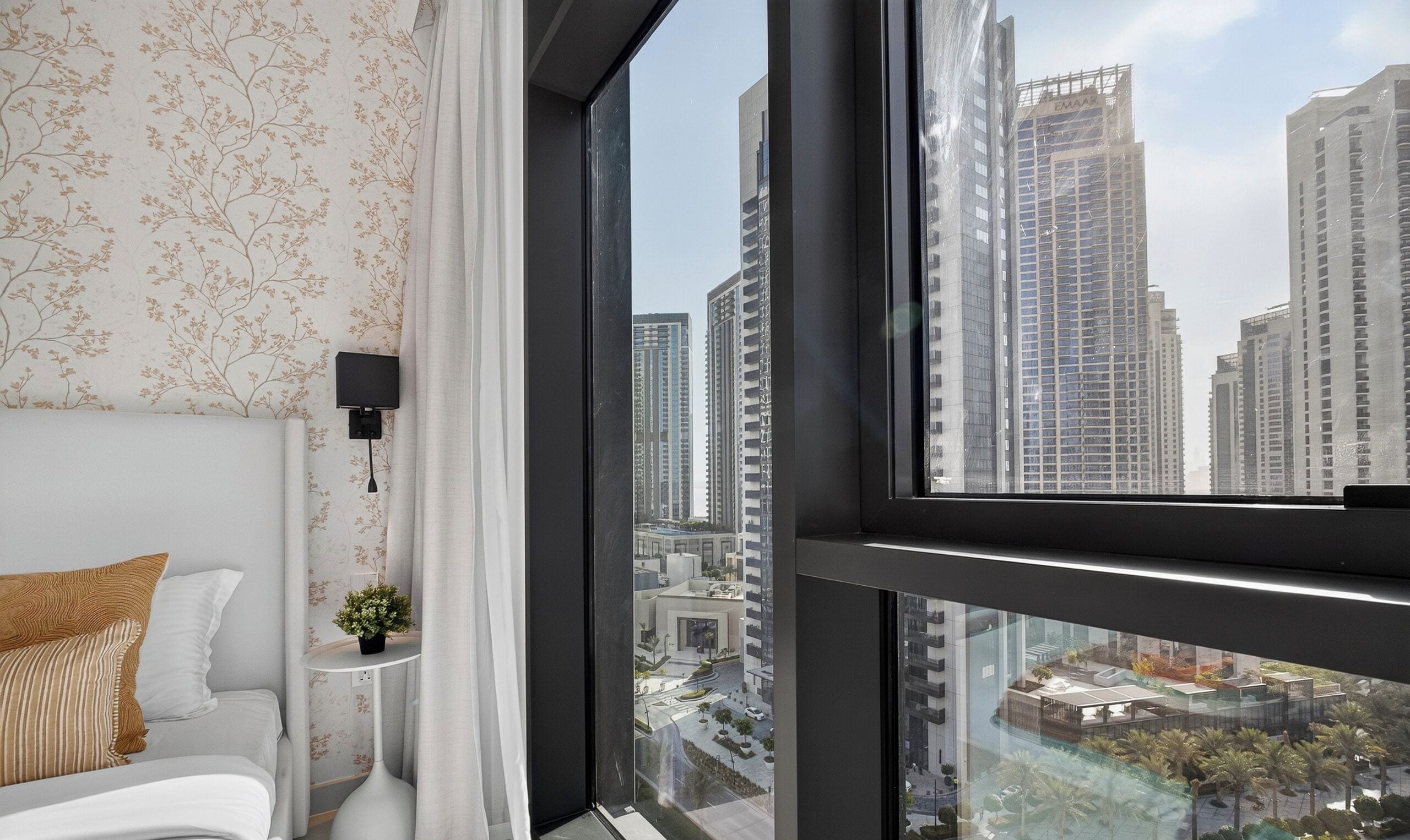 Luxury-Apartment, 1 King-Bett und Schlafsofa, Stadtblick | Zimmersafe, Bügeleisen/Bügelbrett, kostenloses WLAN