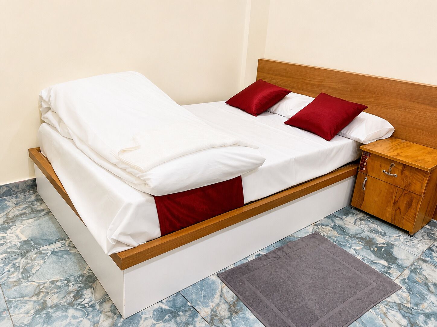 Standard Single Room | Meja, ruang kerja komputer riba, Wi-fi percuma 