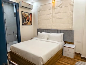 Family Quadruple Room | WiFi (free) - Macpro Inn Rubystone Express  (Dehradun)