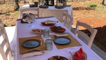 Comfort Double or Twin Room | Outdoor dining