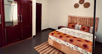 Ngorongoro Haven House & Safari Stride Tours minutes to Ngorongoro crater