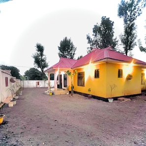 Exterior - Ngorongoro Haven House & Safari Stride Tours minutes to Ngorongoro crater (Karatu)