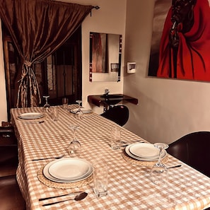 Dining - Ngorongoro Haven House & Safari Stride Tours minutes to Ngorongoro crater (Karatu)