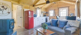 Wyoming Cabin Escape: Panoramic Mountain Views!