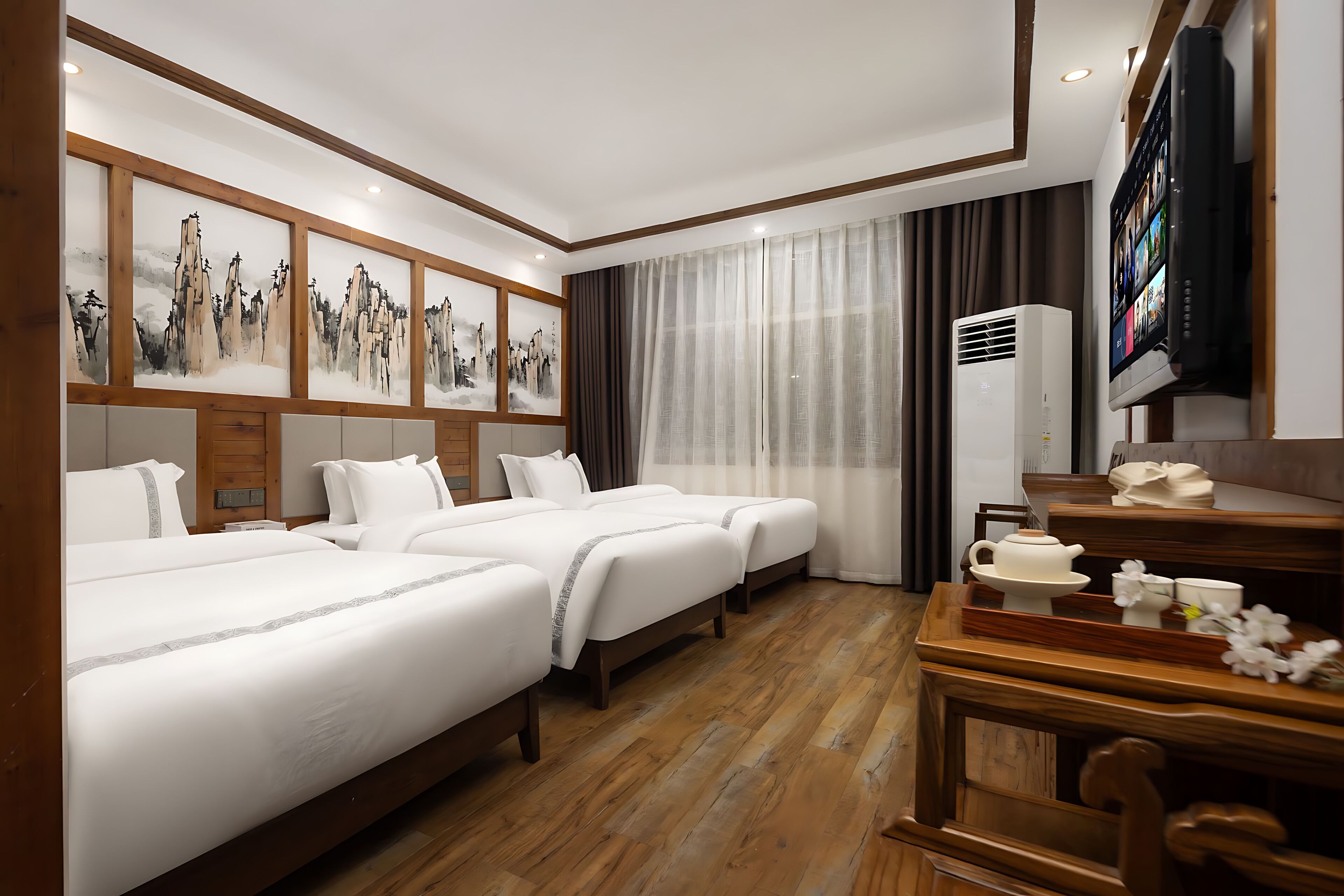 Desk, blackout curtains, free WiFi, bed sheets