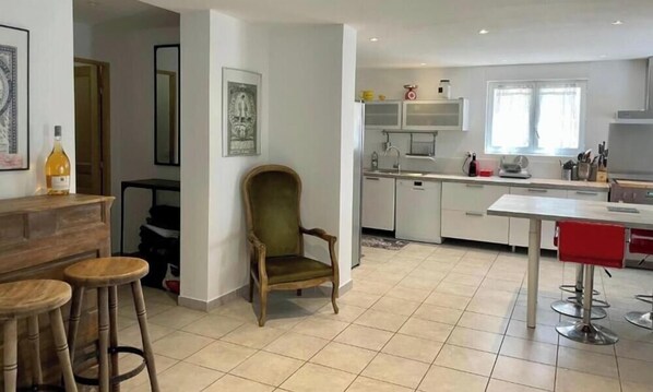 Private kitchen - House in Porto Vecchio (Porto-Vecchio)