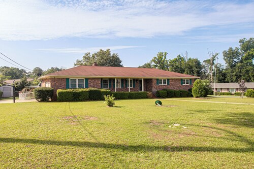 Great for Groups! Pet-Friendly Getaway in Vidalia