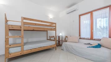 Apartamento família, 1 quarto, micro-ondas (Il Faro di Capo Ceraso) | 1 quarto