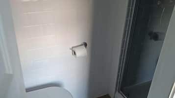 Chambre Simple Standard | Salle de bain