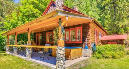 700-Acre Property w/ 33-Acre Lake & Dual Cabins!