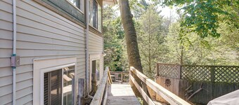 Beneath the Pines, Steps to Shore: Rest & Relax