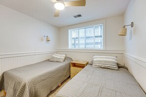3 bedrooms, Internet, bed sheets