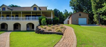 Cast & Relax! Lake Greenwood Stay w/ Dock Access