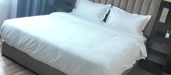 Elegance Hotel Osh