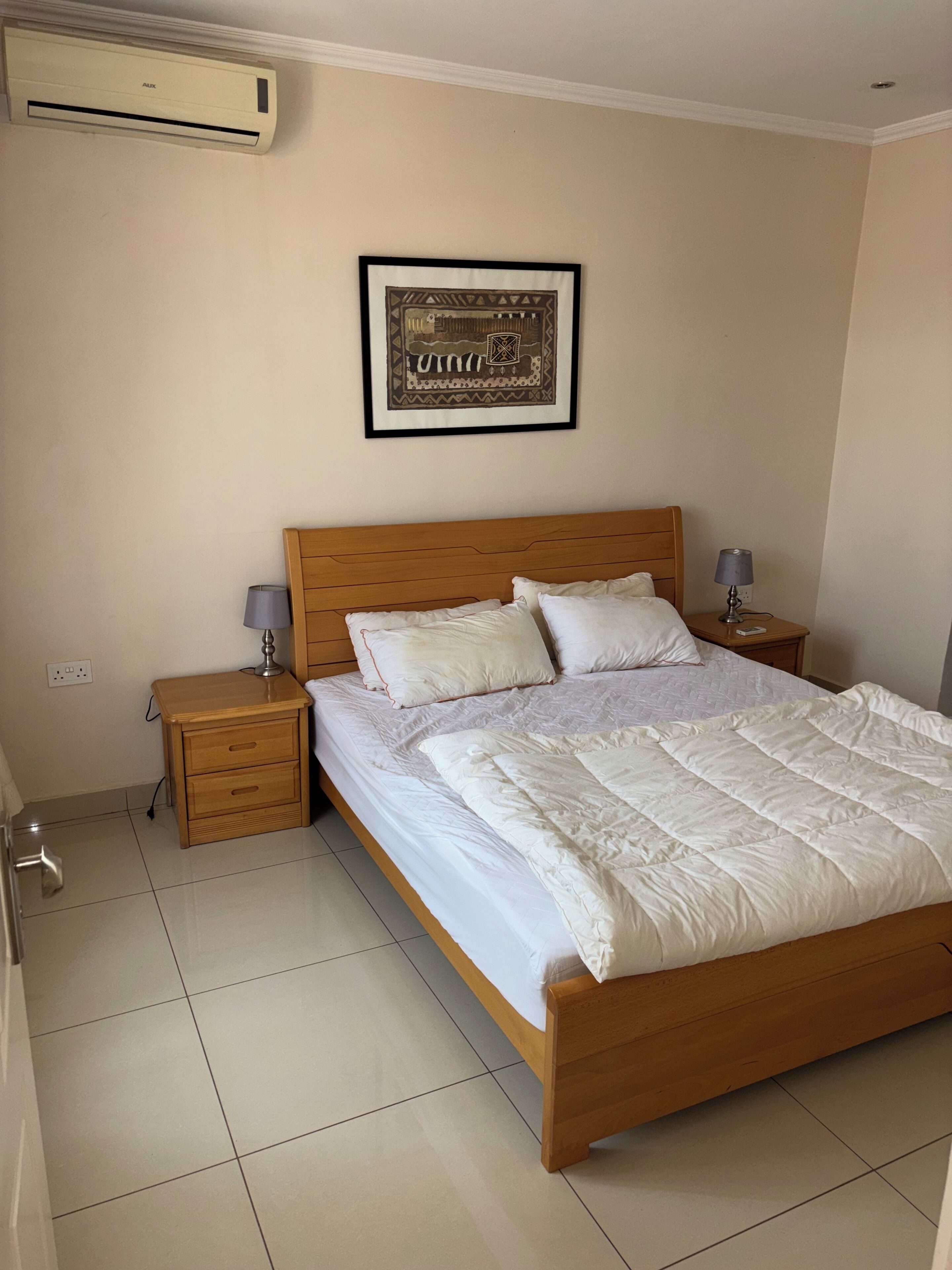2 dormitorios, escritorio, tabla de planchar con plancha y wifi gratis