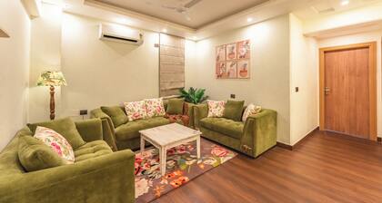 Aloha On The Ganga Almost Heaven 2BR Condo With Pool