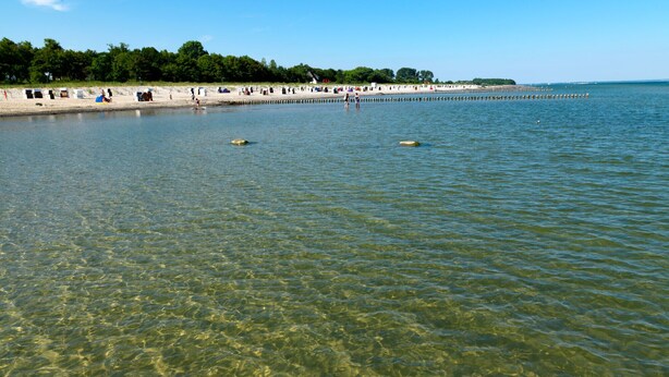 Beach - "Poeler Küstenkoje" Vacation Rental for 4 People (Insel Poel / OT Kirchdorf)