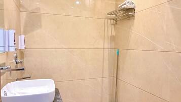 Luxury Room, City View | Bathroom | Shower, free toiletries, towels, soap