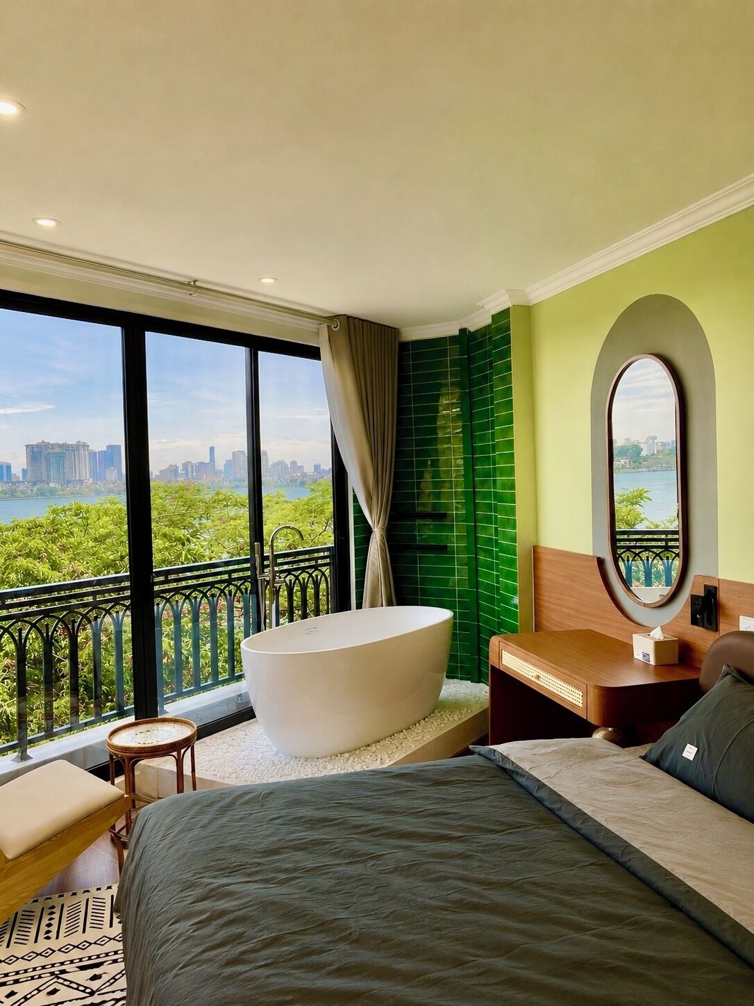 Junior Room, Balcony, Lake View