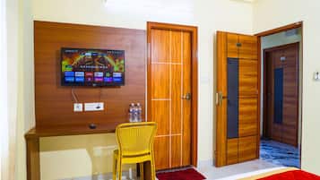 Standard Room, City View | WiFi (free), bed sheets