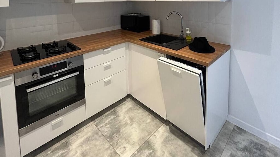 Lumina 2-room Apartment near Metro