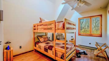 5 bedrooms, iron/ironing board, travel cot, free WiFi