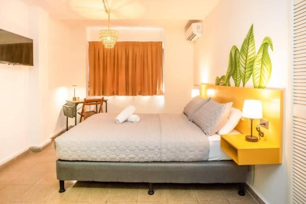 Doppelzimmer, eigenes Bad | Schreibtisch, Verdunkelungsvorhänge, Bügeleisen/Bügelbrett