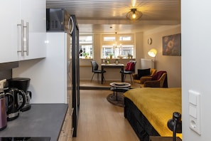 Room - Exclusive Apartment: A Gem in the Heart of Downtown in a Quiet Location (Einbeck)