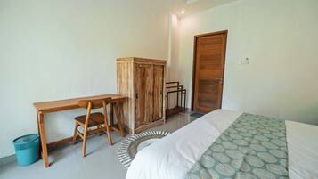 Quarto casal conforto, vista para a piscina | Wi-Fi de cortesia