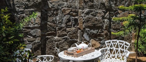 Villa Deluxe | Restaurante al aire libre