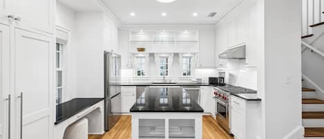 Coffee/tea maker, fridge, microwave, oven