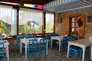 Dining - taş konak (selçuk)