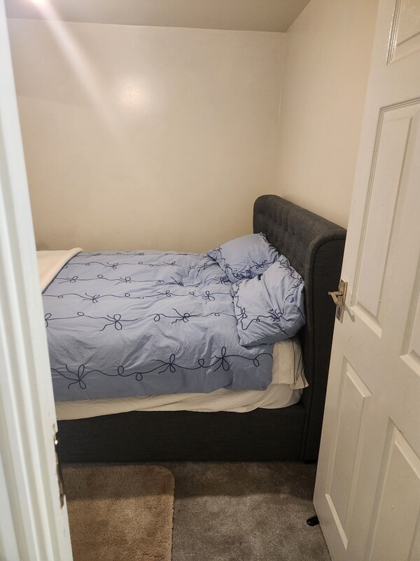 69 Swan Lane - Coventry