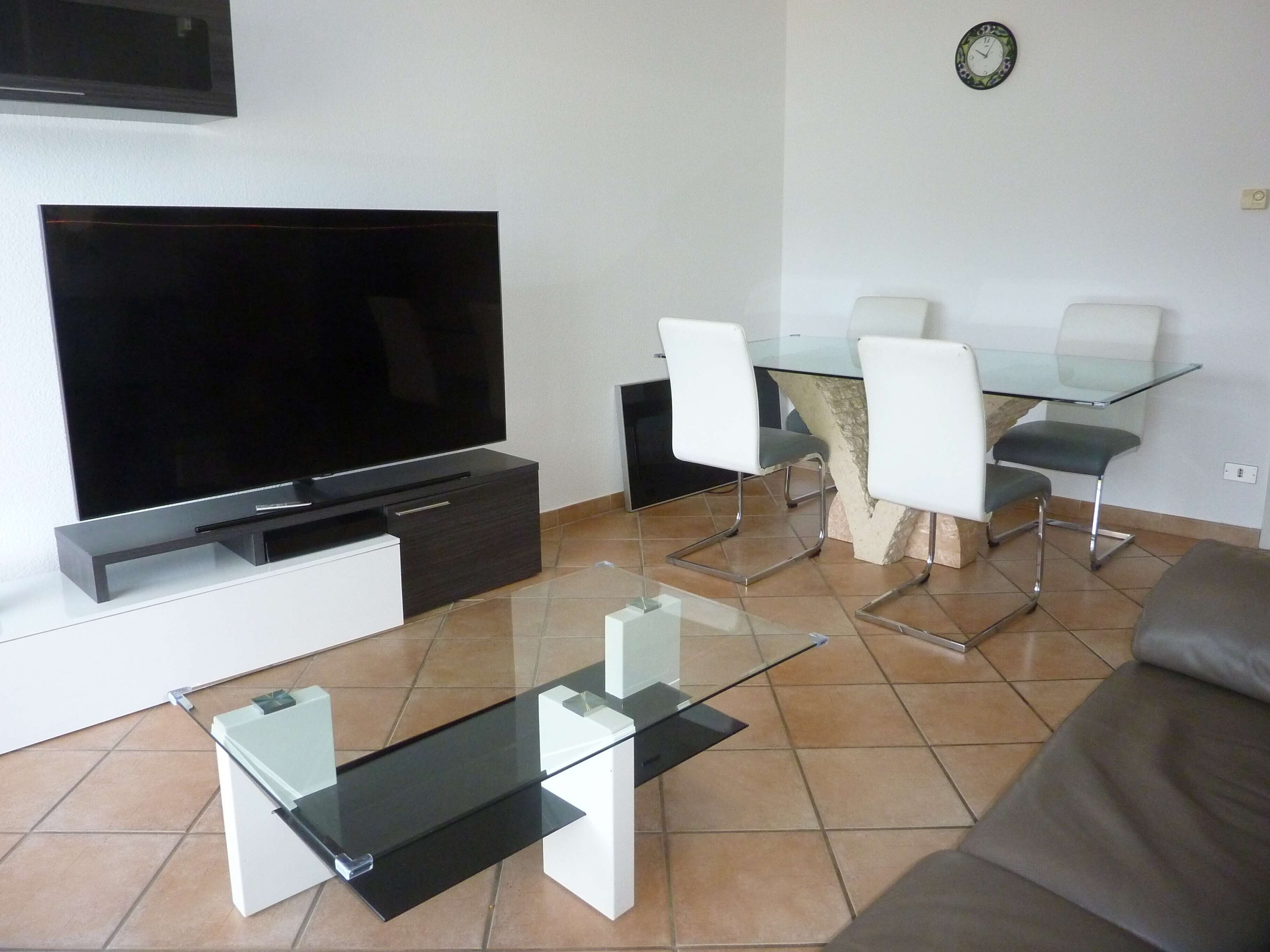 "Blueville21" Apartment With Lake View, Shared Pool, And Wi-fi - Luino