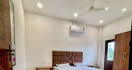 Hotel Channo Residency