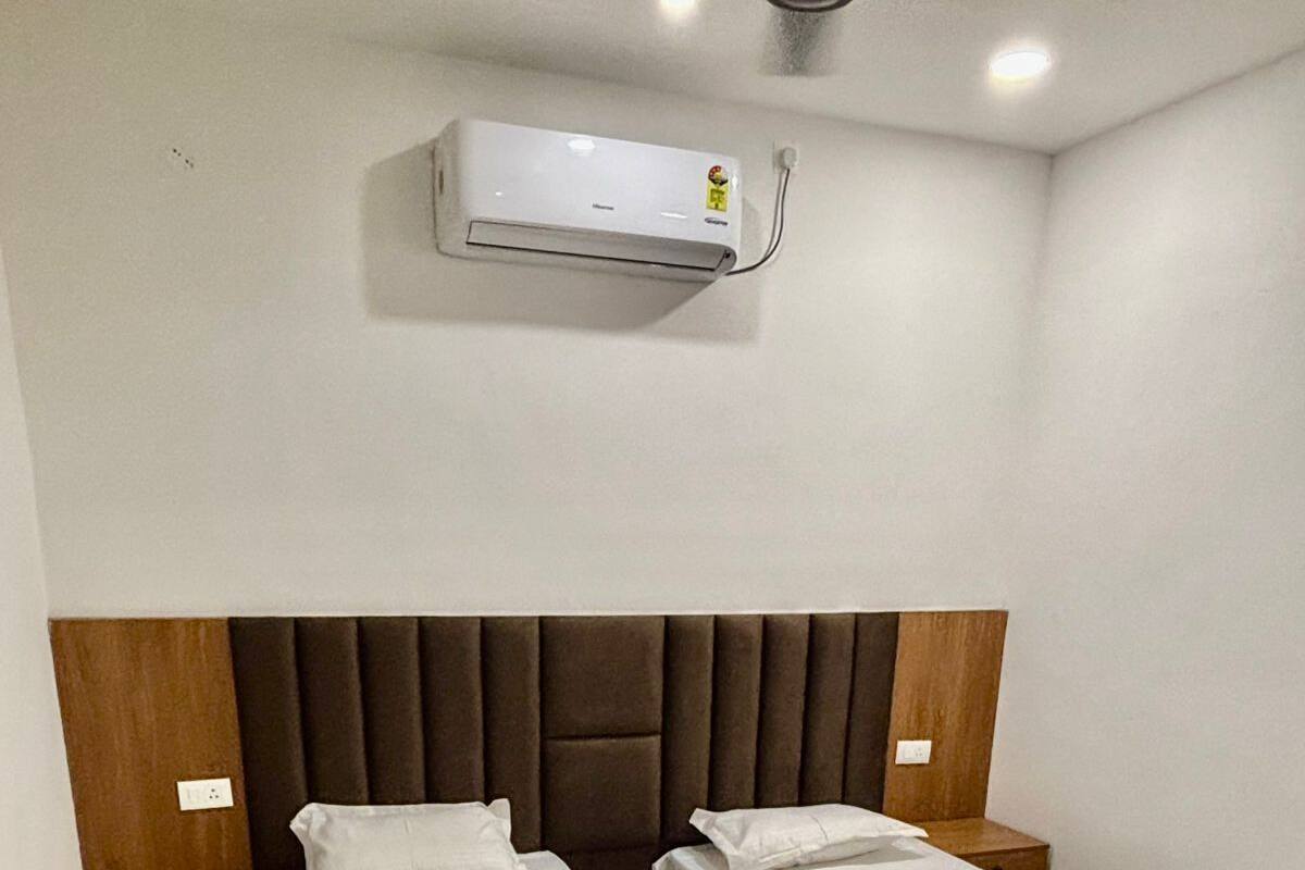 Classic Twin Room, Non Smoking, Balcony