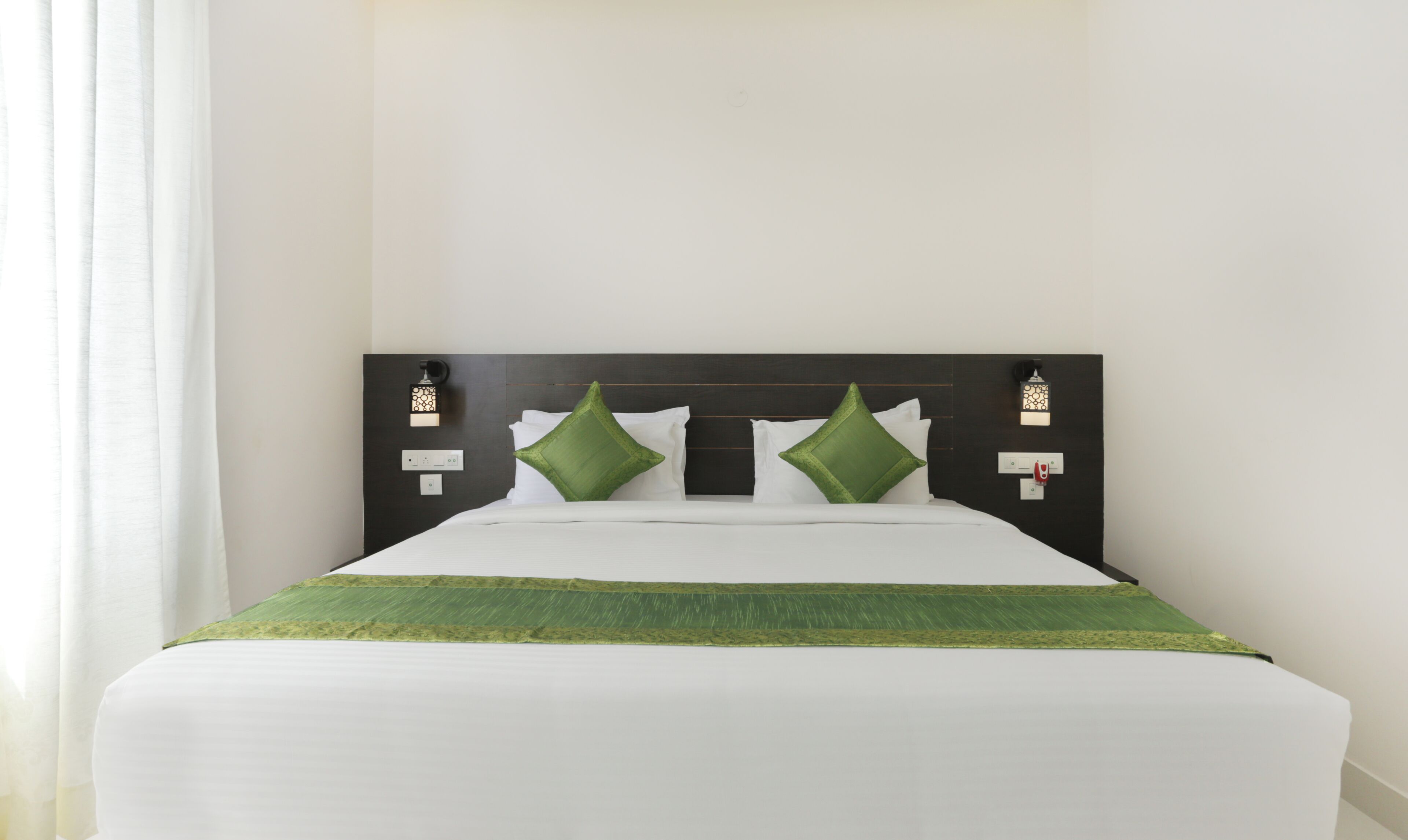 Suite Luxe | Espace de travail pour ordinateur portable, Wi-Fi gratuit