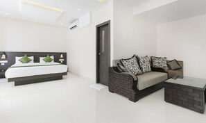 Quarto luxo | Espaço de trabalho para notebook, Wi-Fi de cortesia