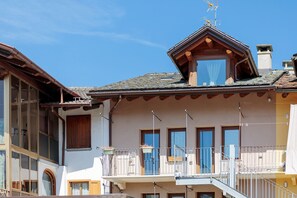Exterior - The Mountain House – Castle and Mountain Views, Alpine Elegance in Aymavilles (Aymavilles)