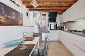 Dining - The Mountain House – Castle and Mountain Views, Alpine Elegance in Aymavilles (Aymavilles)